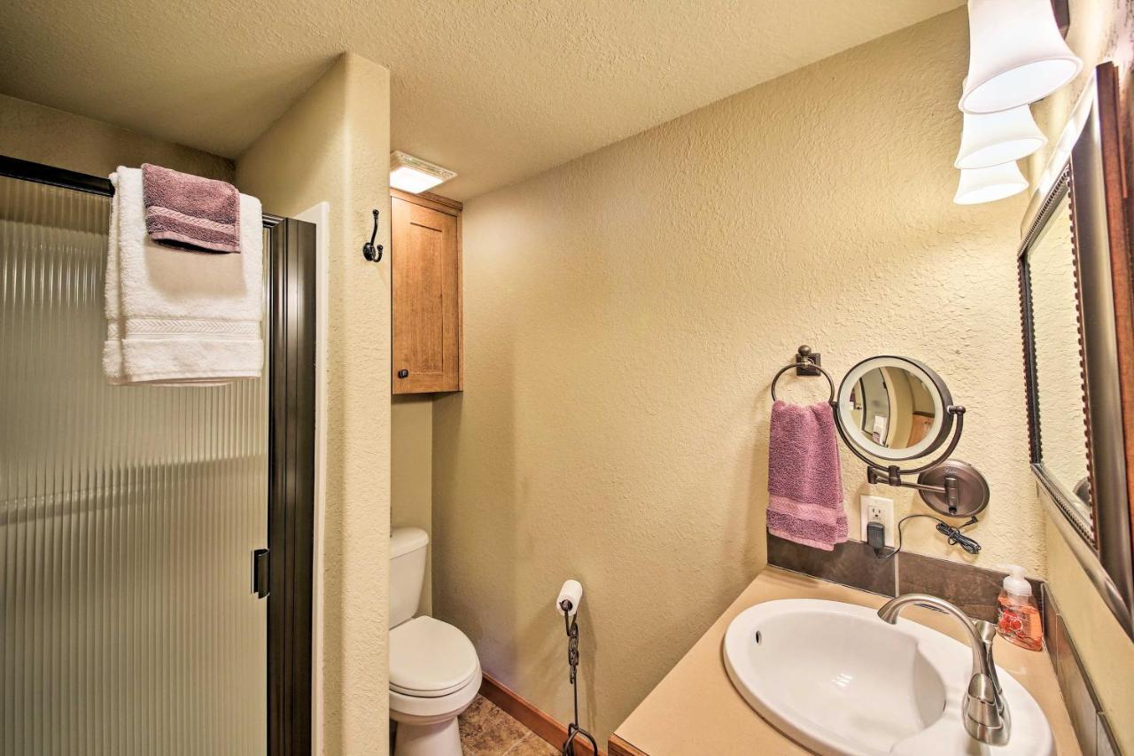 Lake Pend Oreille Condo With Porch And Mountain View! Sandpoint Esterno foto